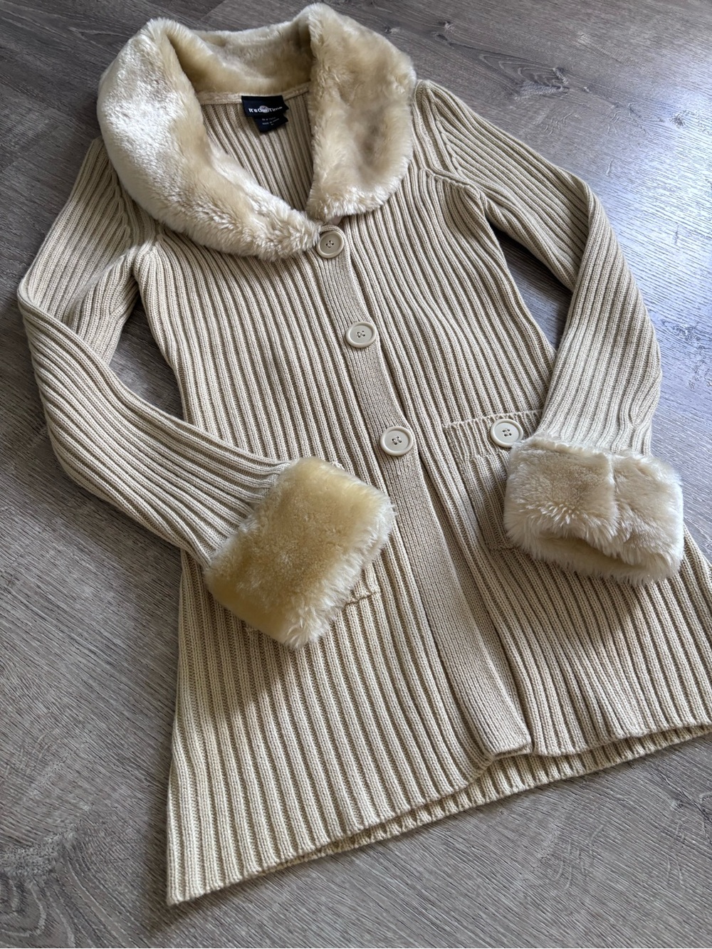 It's Our Time Cream Ribbed Cardigan with Faux Fur Collar & Cuffs - Picture 2 of 5